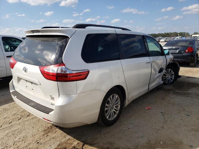 Photo 3 from auction – 2017 TOYOTA SIENNA XLE with VIN 5TDYZ3DC7HS814248