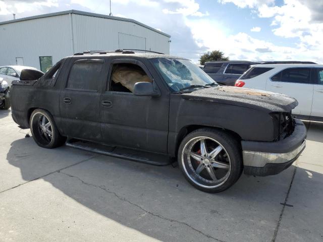 Photo 4 from auction – 2004 CHEVROLET AVALANCHE with VIN 3GNEC12T64G342541