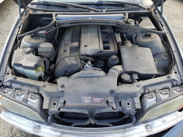 Photo 11 from auction – 2002 BMW 325 CI with VIN WBABN33462PG54019