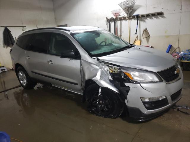 Photo 4 from auction – 2017 CHEVROLET TRAVERSE L with VIN 1GNKRFED5HJ338519
