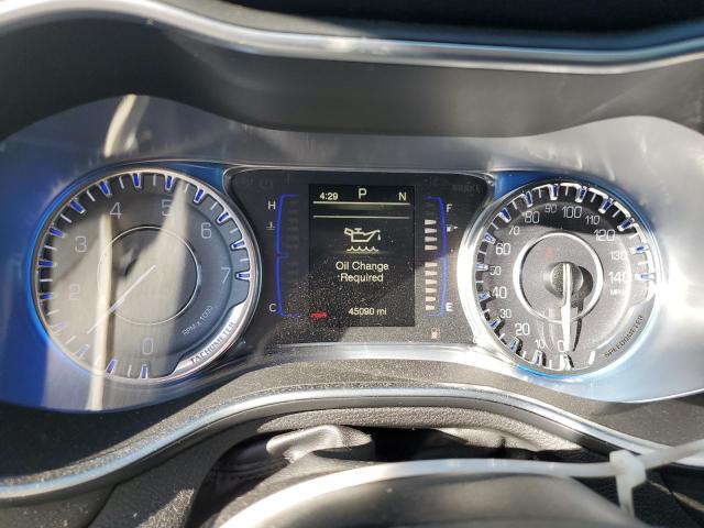 Photo 9 from auction – 2017 CHRYSLER 200 LIMITE with VIN 1C3CCCAB7HN509141