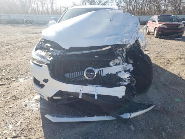 Photo 5 from auction – 2018 VOLVO XC60 T5 with VIN LYV102RKXJB105394