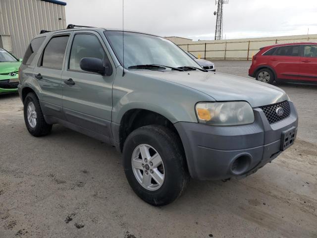 Photo 4 from auction – 2005 FORD ESCAPE XLS with VIN 1FMCU02Z95KB15295