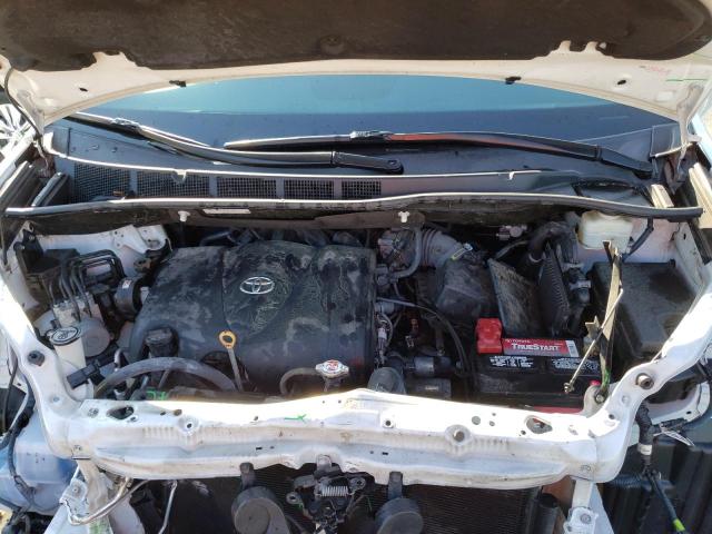 Photo 11 from auction – 2017 TOYOTA SIENNA XLE with VIN 5TDYZ3DC0HS871889