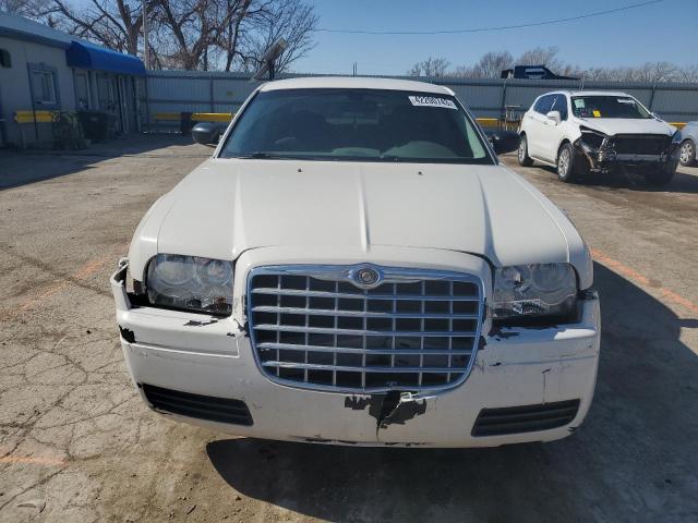 Photo 5 from auction – 2008 CHRYSLER 300 LX with VIN 2C3KA43R08H179854