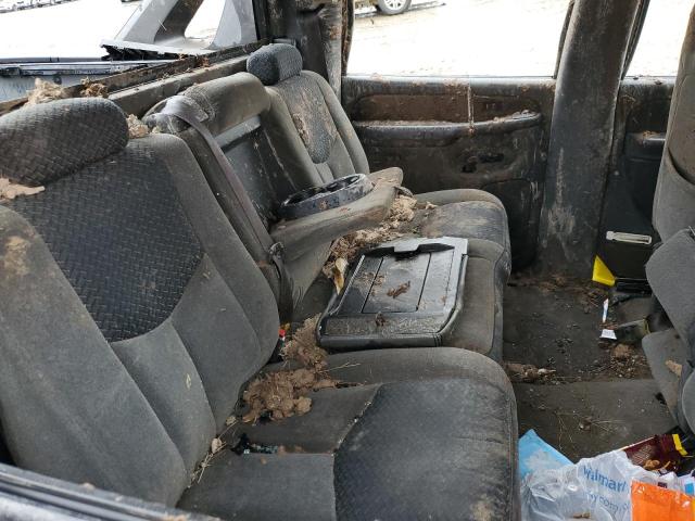 Photo 10 from auction – 2004 CHEVROLET AVALANCHE with VIN 3GNEC12TX4G250266