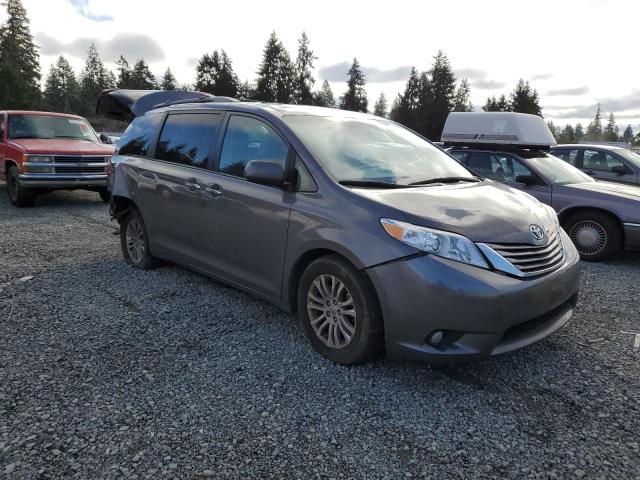 Photo 4 from auction – 2016 TOYOTA SIENNA XLE with VIN 5TDYK3DC3GS709645