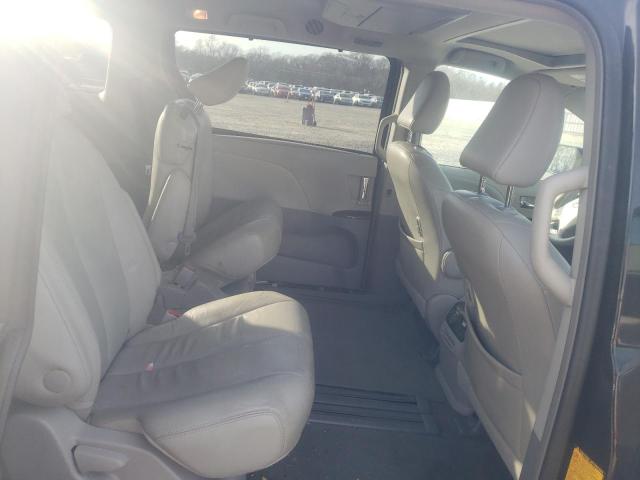 Photo 11 from auction – 2013 TOYOTA SIENNA XLE with VIN 5TDYK3DC3DS394826