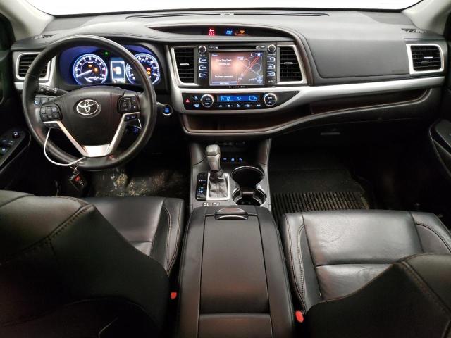 Photo 8 from auction – 2018 TOYOTA HIGHLANDER with VIN 5TDJZRFH3JS525533