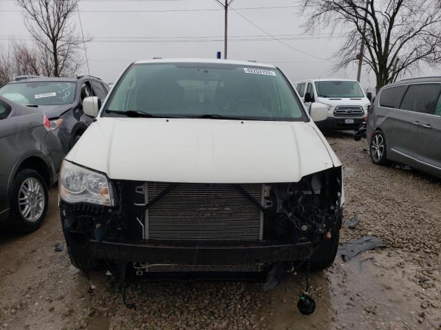 Photo 5 from auction – 2013 CHRYSLER TOWN & COU with VIN 2C4RC1BG1DR677486