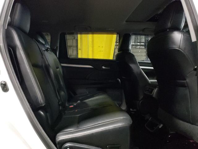 Photo 11 from auction – 2017 TOYOTA HIGHLANDER with VIN 5TDJZRFHXHS514703