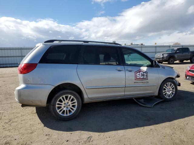 Photo 3 from auction – 2010 TOYOTA SIENNA CE with VIN 5TDKK4CC5AS290170