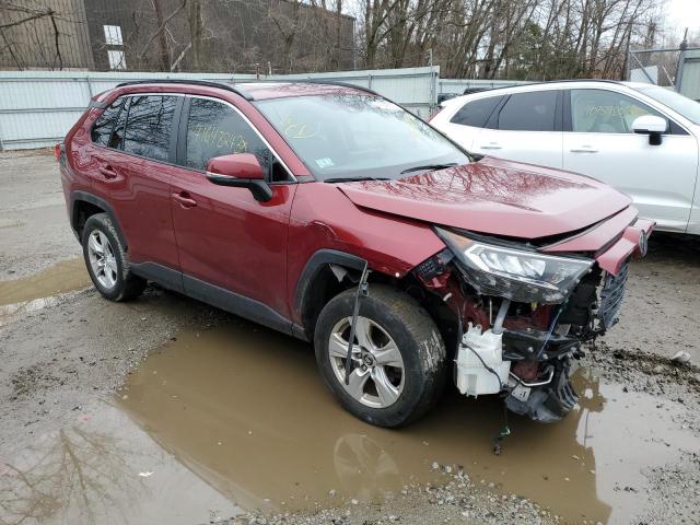 Photo 4 from auction – 2019 TOYOTA RAV4 XLE with VIN JTMW1RFV2KD502079