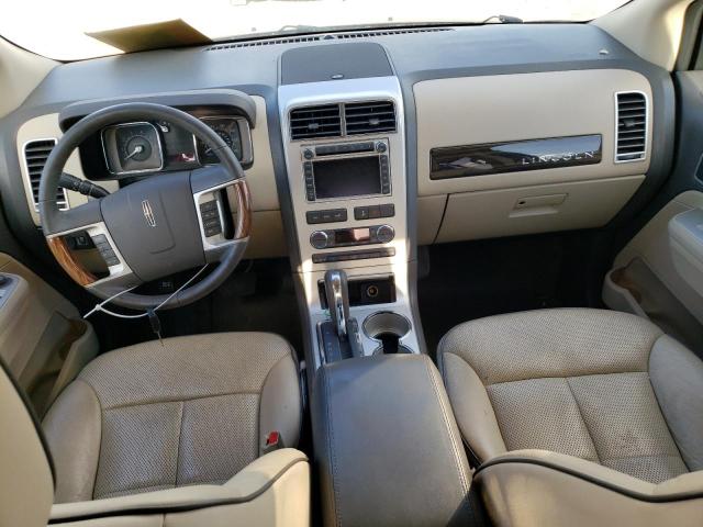 Photo 8 from auction – 2010 LINCOLN MKX with VIN 2LMDJ6JC9ABJ34497