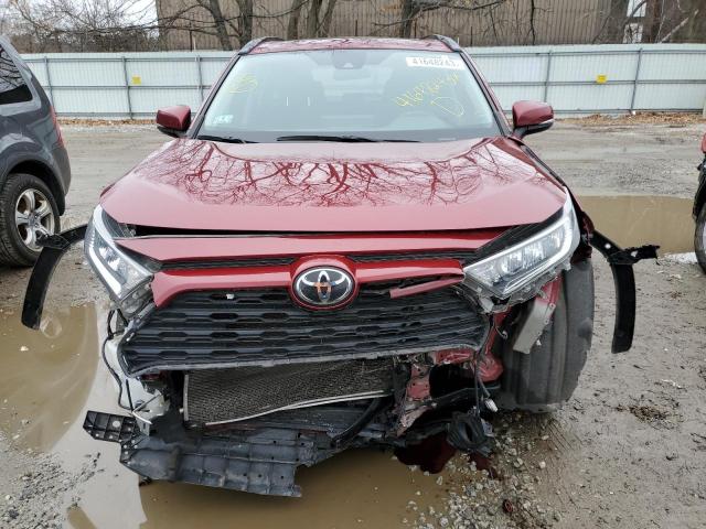 Photo 5 from auction – 2019 TOYOTA RAV4 XLE with VIN JTMW1RFV2KD502079