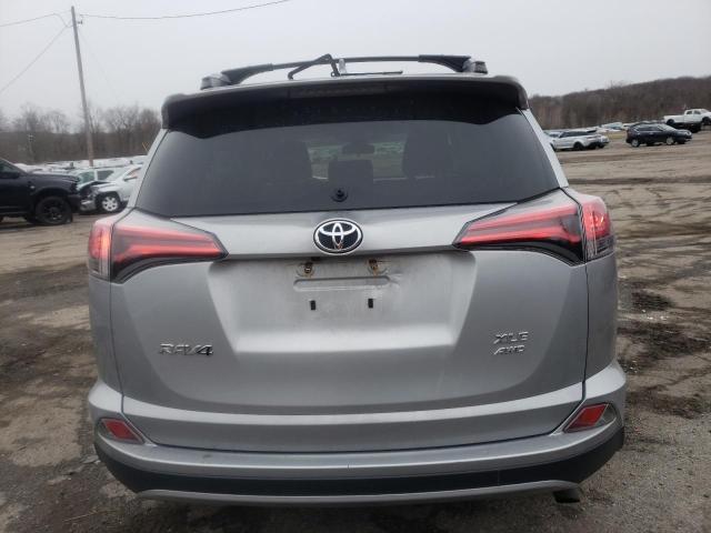 Photo 6 from auction – 2017 TOYOTA RAV4 XLE with VIN 2T3RFREV0HW547226