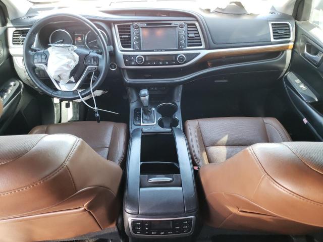 Photo 8 from auction – 2017 TOYOTA HIGHLANDER with VIN 5TDYZRFH3HS210496