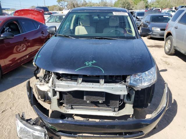 Photo 5 from auction – 2014 MITSUBISHI OUTLANDER with VIN JA4AD3A30EZ017459