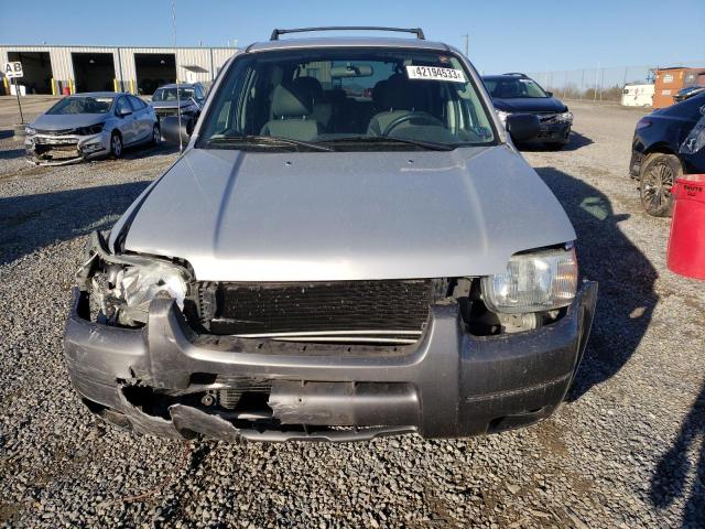 Photo 5 from auction – 2004 FORD ESCAPE XLT with VIN 1FMYU93144KA35727