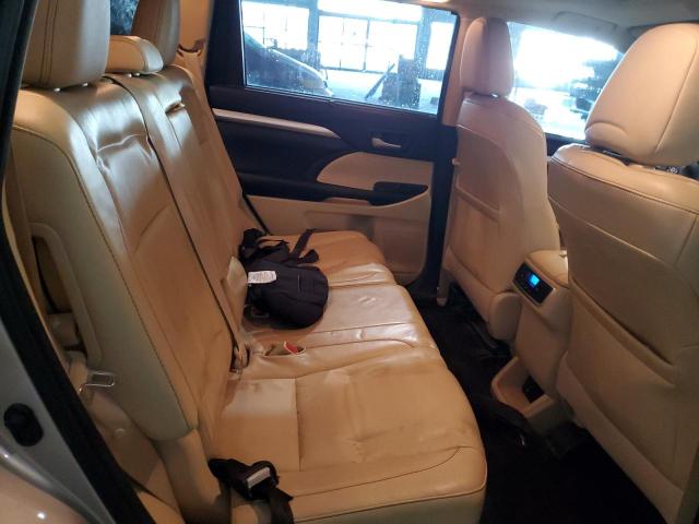 Photo 11 from auction – 2015 TOYOTA HIGHLANDER with VIN 5TDJKRFH4FS150828