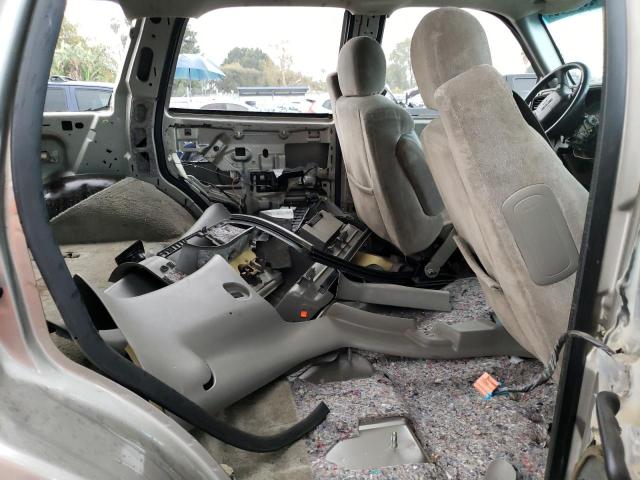 Photo 11 from auction – 2000 GMC YUKON with VIN 1GKEK13T6YJ126143