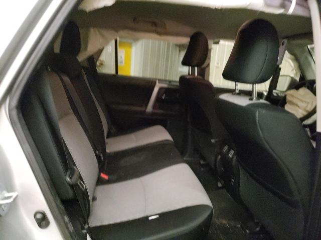 Photo 11 from auction – 2014 TOYOTA 4RUNNER SR with VIN JTEBU5JR4E5174943
