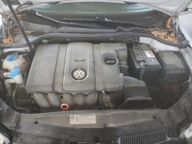 Photo 11 from auction – 2011 VOLKSWAGEN JETTA S with VIN 3VWPX7AJ8BM655319