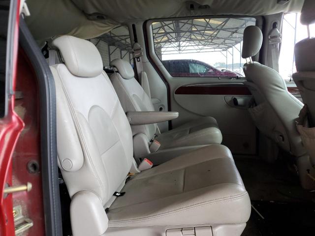 Photo 11 from auction – 2005 CHRYSLER TOWN & COU with VIN 2C8GP64L55R417370