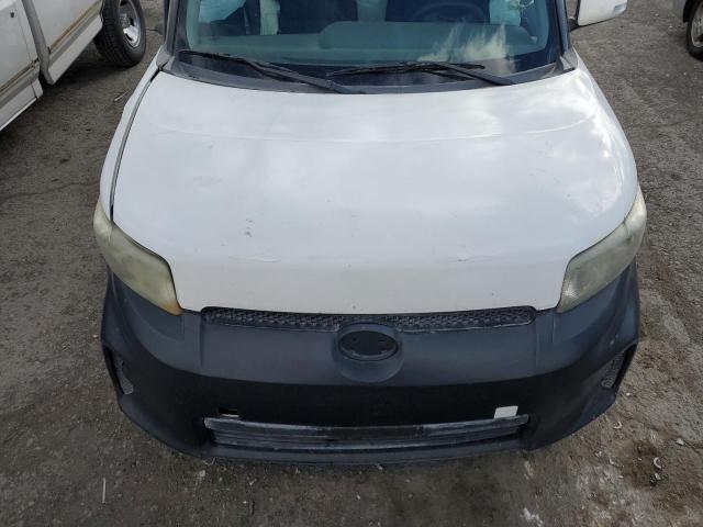 Photo 11 from auction – 2011 TOYOTA SCION XB with VIN JTLZE4FE6B1125900