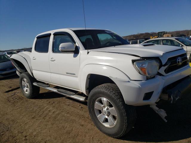 Photo 4 from auction – 2014 TOYOTA TACOMA DOU with VIN 3TMLU4EN8EM163397