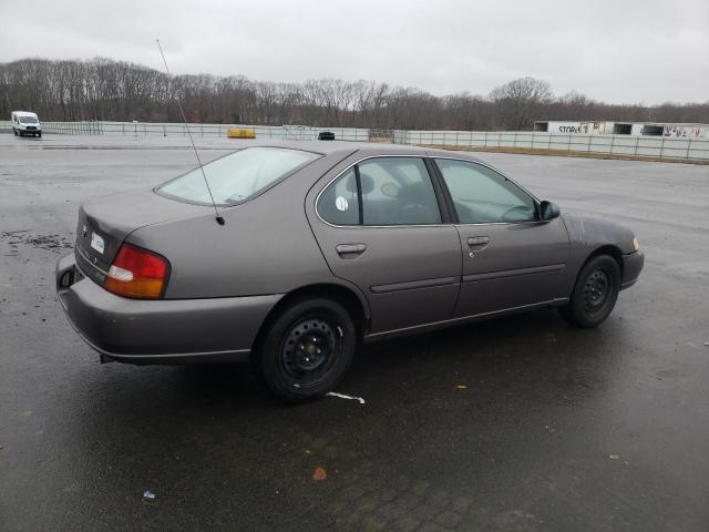 Photo 3 from auction – 1998 NISSAN ALTIMA XE with VIN 1N4DL01D5WC156588