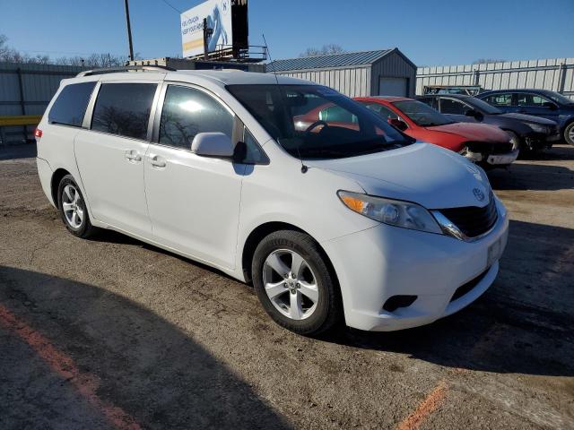 Photo 4 from auction – 2011 TOYOTA SIENNA LE with VIN 5TDKK3DC4BS146569