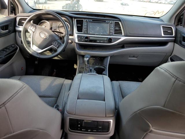 Photo 8 from auction – 2019 TOYOTA HIGHLANDER with VIN 5TDDZRFH7KS979685
