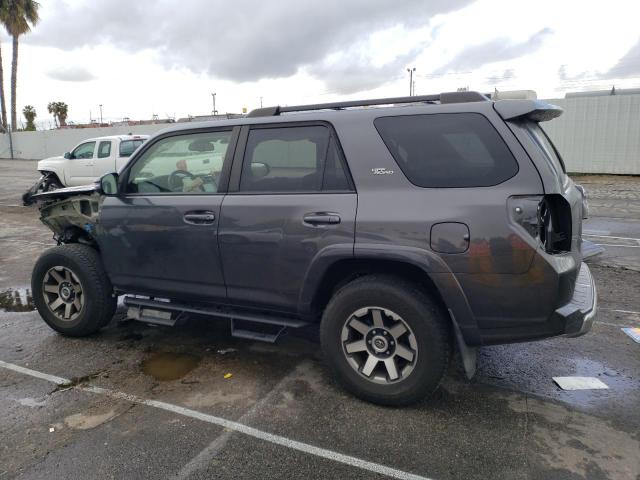 Photo 2 from auction – 2020 TOYOTA 4RUNNER SR with VIN JTEBU5JR9L5739605