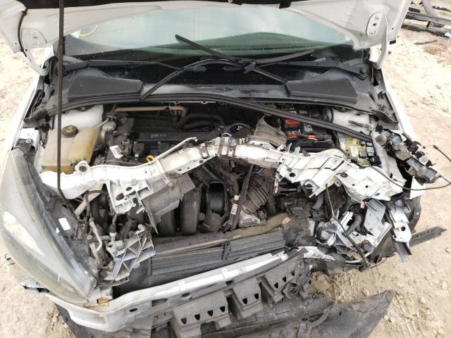 Photo 11 from auction – 2015 FORD FOCUS SE with VIN 1FADP3K25FL333319