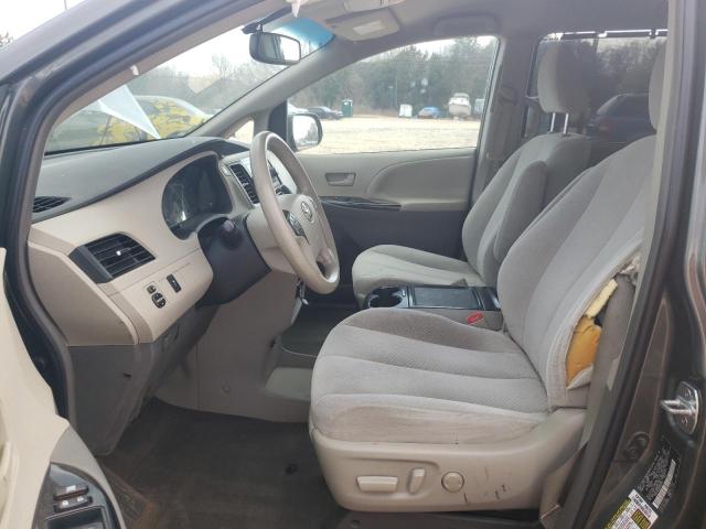 Photo 7 from auction – 2013 TOYOTA SIENNA LE with VIN 5TDKK3DC5DS326114