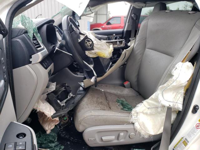 Photo 7 from auction – 2017 TOYOTA HIGHLANDER with VIN 5TDDZRFH0HS387361