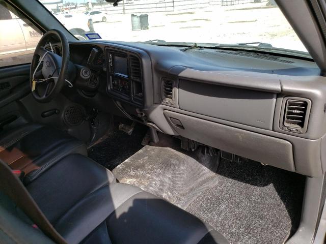 Photo 8 from auction – 2005 CHEVROLET SILVERADO with VIN 1GCEC14X95Z275797