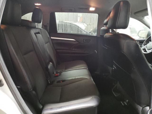 Photo 10 from auction – 2018 TOYOTA HIGHLANDER with VIN 5TDBZRFH7JS486529