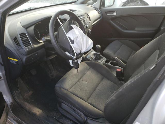 Photo 7 from auction – 2017 KIA FORTE LX with VIN 3KPFK4A76HE109041