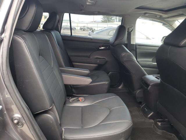 Photo 11 from auction – 2021 TOYOTA HIGHLANDER with VIN 5TDGZRAHXMS535661