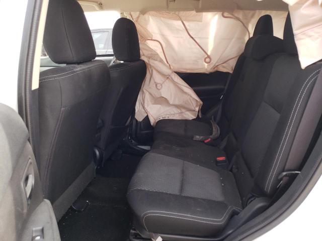 Photo 11 from auction – 2016 MITSUBISHI OUTLANDER with VIN JA4AD2A34GZ015520