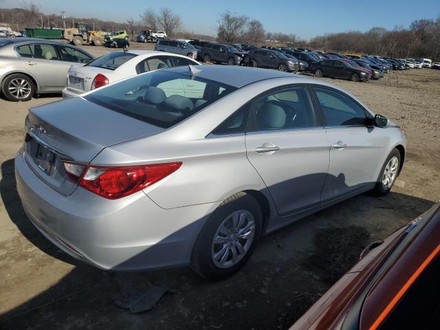 Photo 3 from auction – 2011 HYUNDAI SONATA GLS with VIN 5NPEB4AC3BH069397