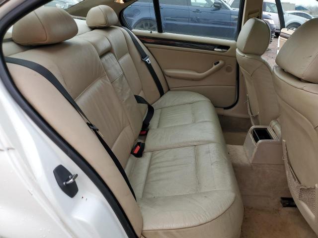 Photo 10 from auction – 2000 BMW 328 I with VIN WBAAM5332YJR55459