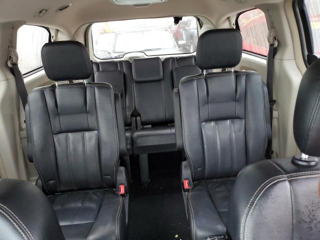 Photo 10 from auction – 2016 CHRYSLER TOWN & COU with VIN 2C4RC1BG6GR296480