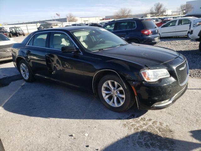 Photo 4 from auction – 2016 CHRYSLER 300 LIMITE with VIN 2C3CCAAG5GH273967