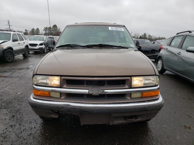 Photo 5 from auction – 1998 CHEVROLET BLAZER with VIN 1GNDT13W5W2185200