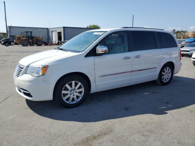 CHRYSLER TOWN & COU 2011 with VIN 2A4RR8DGXBR783995 - Photo from auction