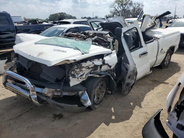 CHEVROLET SILVERADO 2004 with VIN 1GCEC19X44Z303139 - Photo from auction