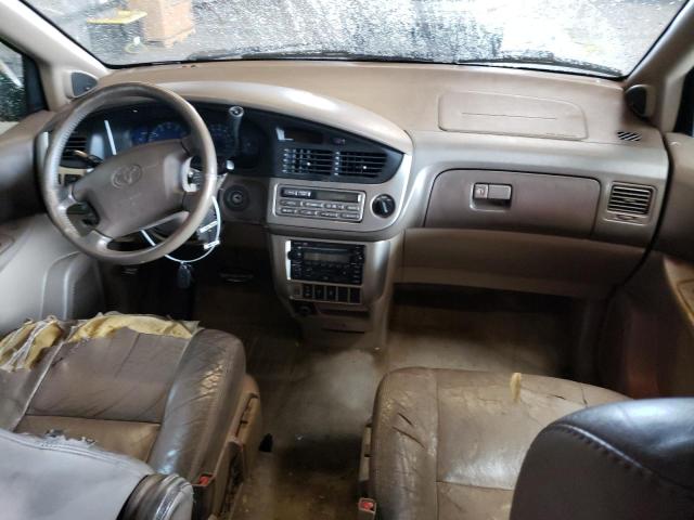 Photo 8 from auction – 2002 TOYOTA SIENNA LE with VIN 4T3ZF13CX2U461805